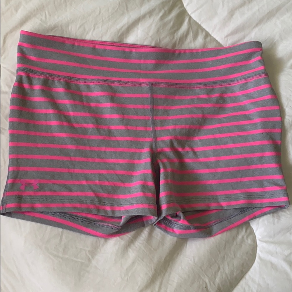 EUC striped UA workout shorts Sz Med